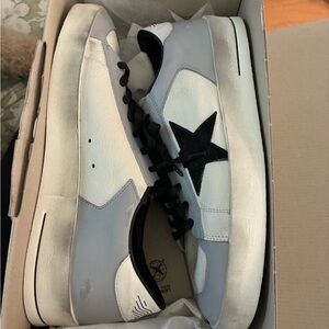 Golden Goose Men's Low-Top Star Sneakers - White, Light Gray & Black